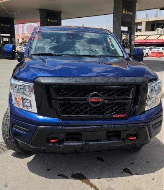 Nissan Titan